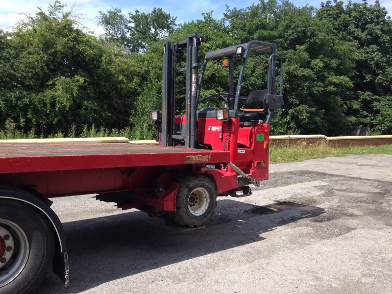 Moffet Mounty Hire • Trucks and Tractors Ltd